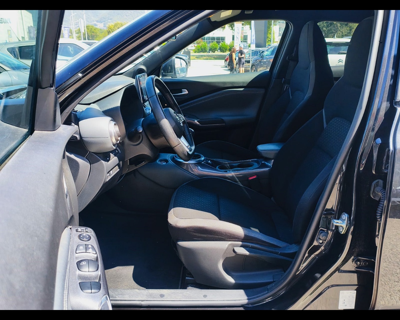 Foto NISSAN Juke 1.0 dig-t N-Connecta 114cv