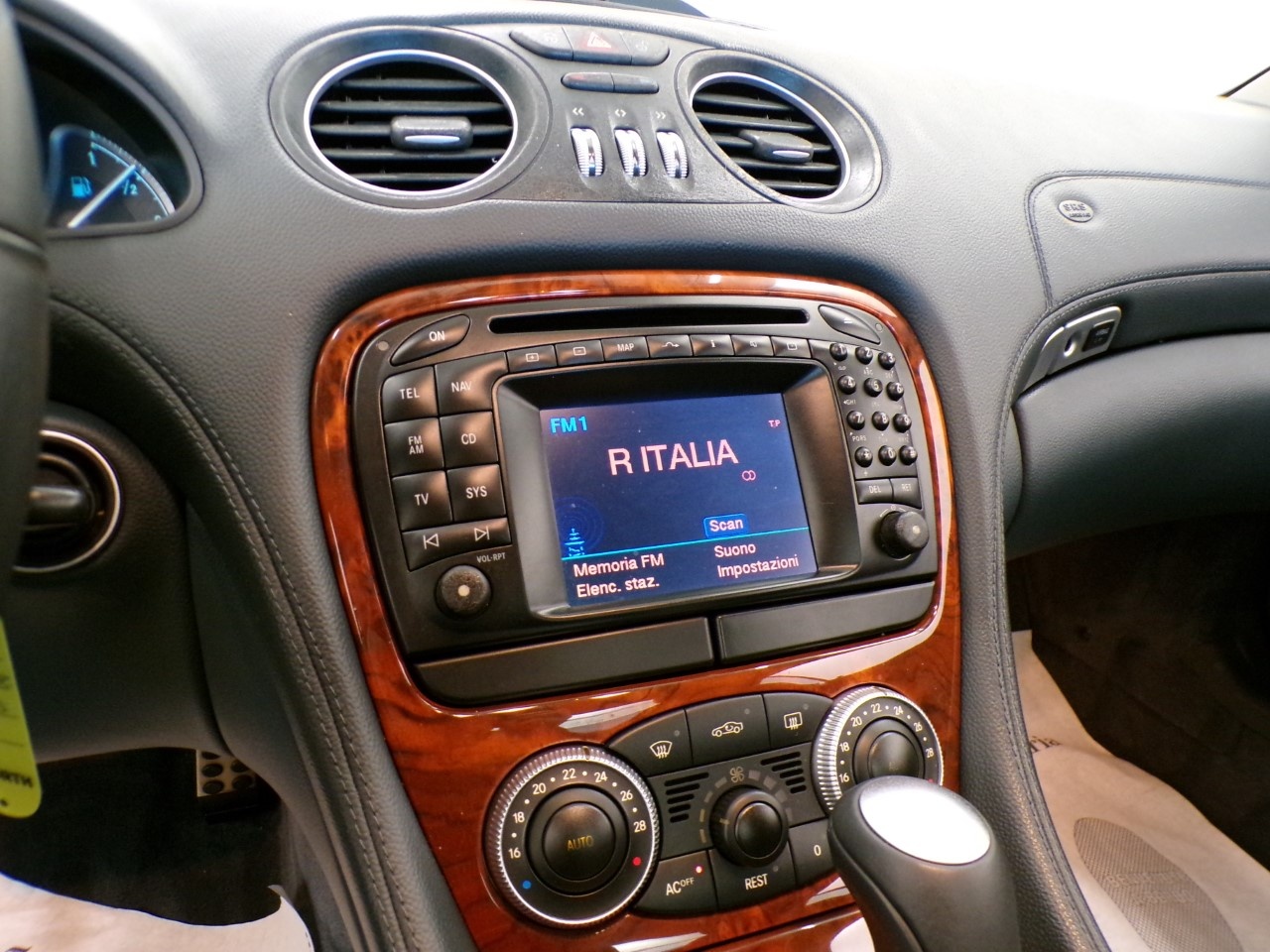 Mercedes  SL 500 V8 - 16