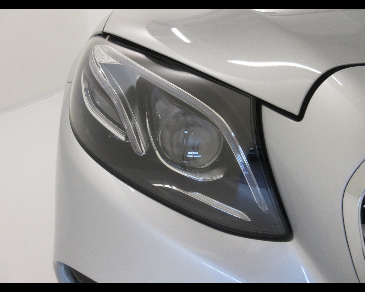 Mercedes Classe E Coupé Classe E Coupe 200 Mild hybrid (EQ-BOOST) Premium 9G-Tronic Plus - 5