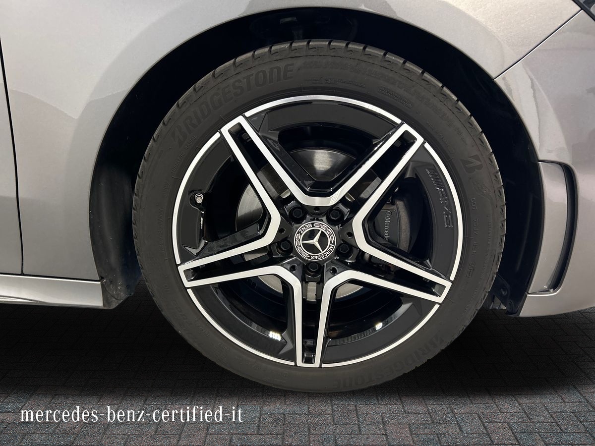 Mercedes Classe B Classe B 180 AMG Line Premium 7G-DCT - 17