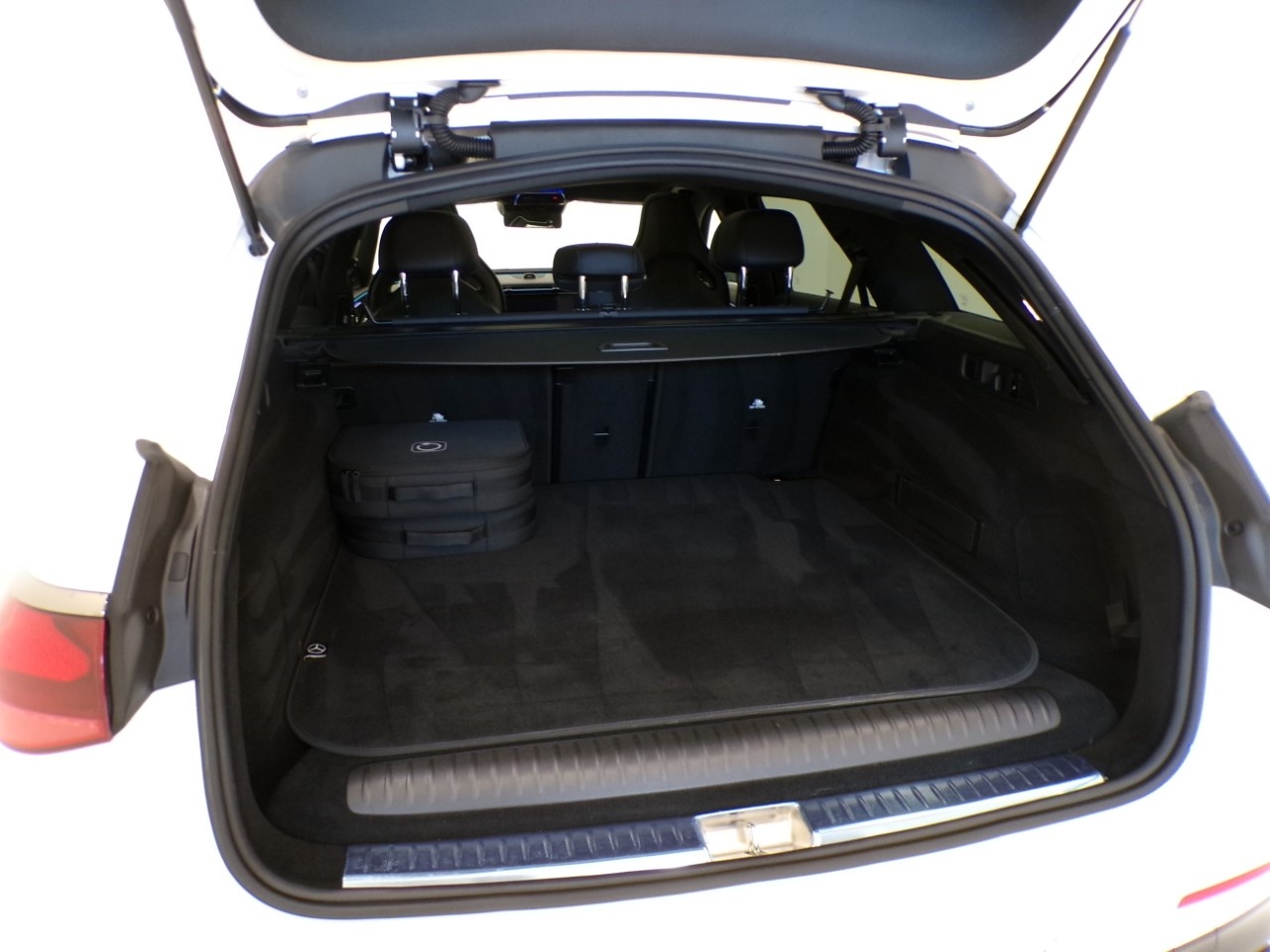 Mercedes-AMG Classe E AMG Station Wagon 53 HYBRID Premium Plus Edition 1 AMG 4Matic+ 9G-Tronic - 9
