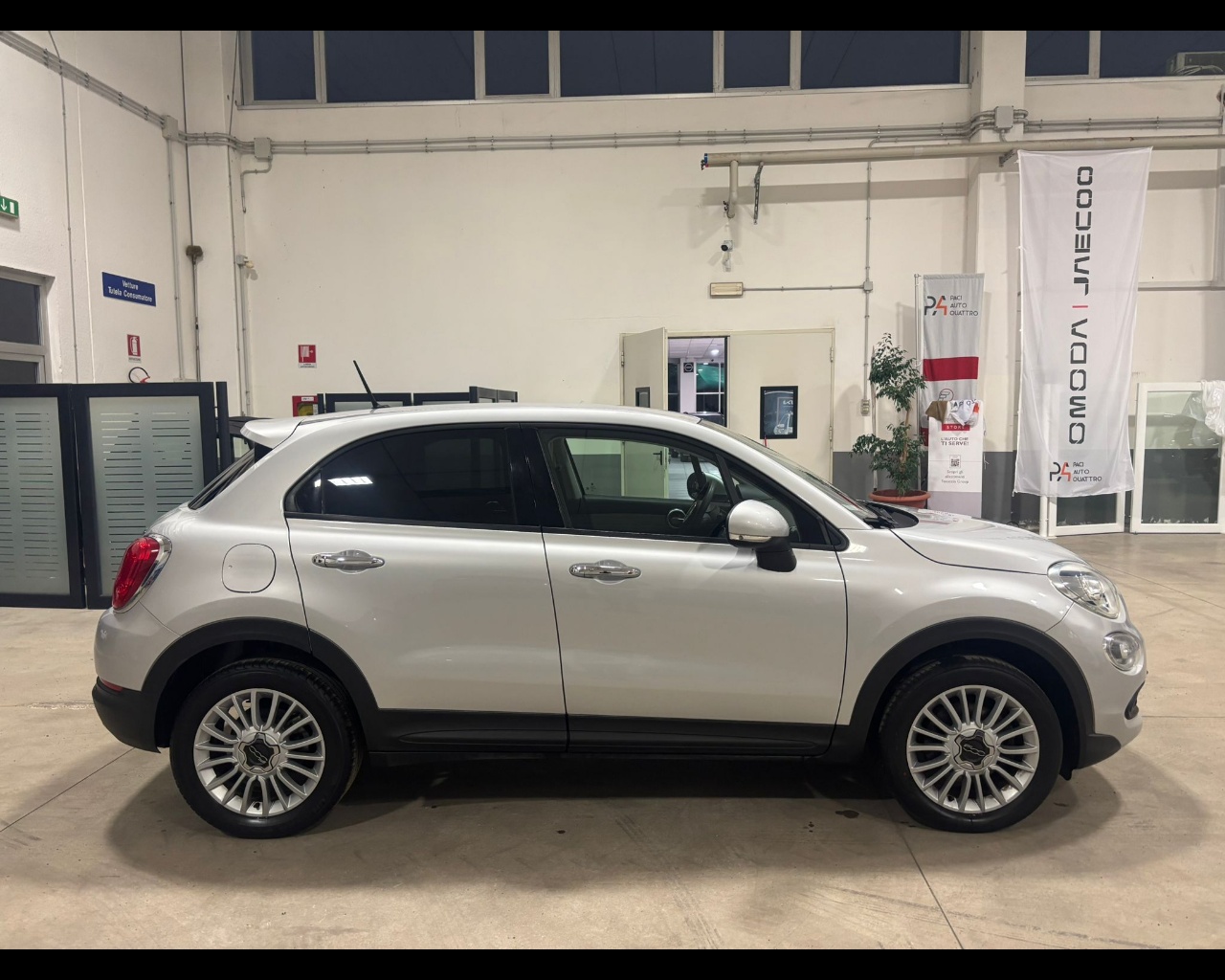 Foto FIAT 500X 1.6 mjt Lounge 4x2 120cv 