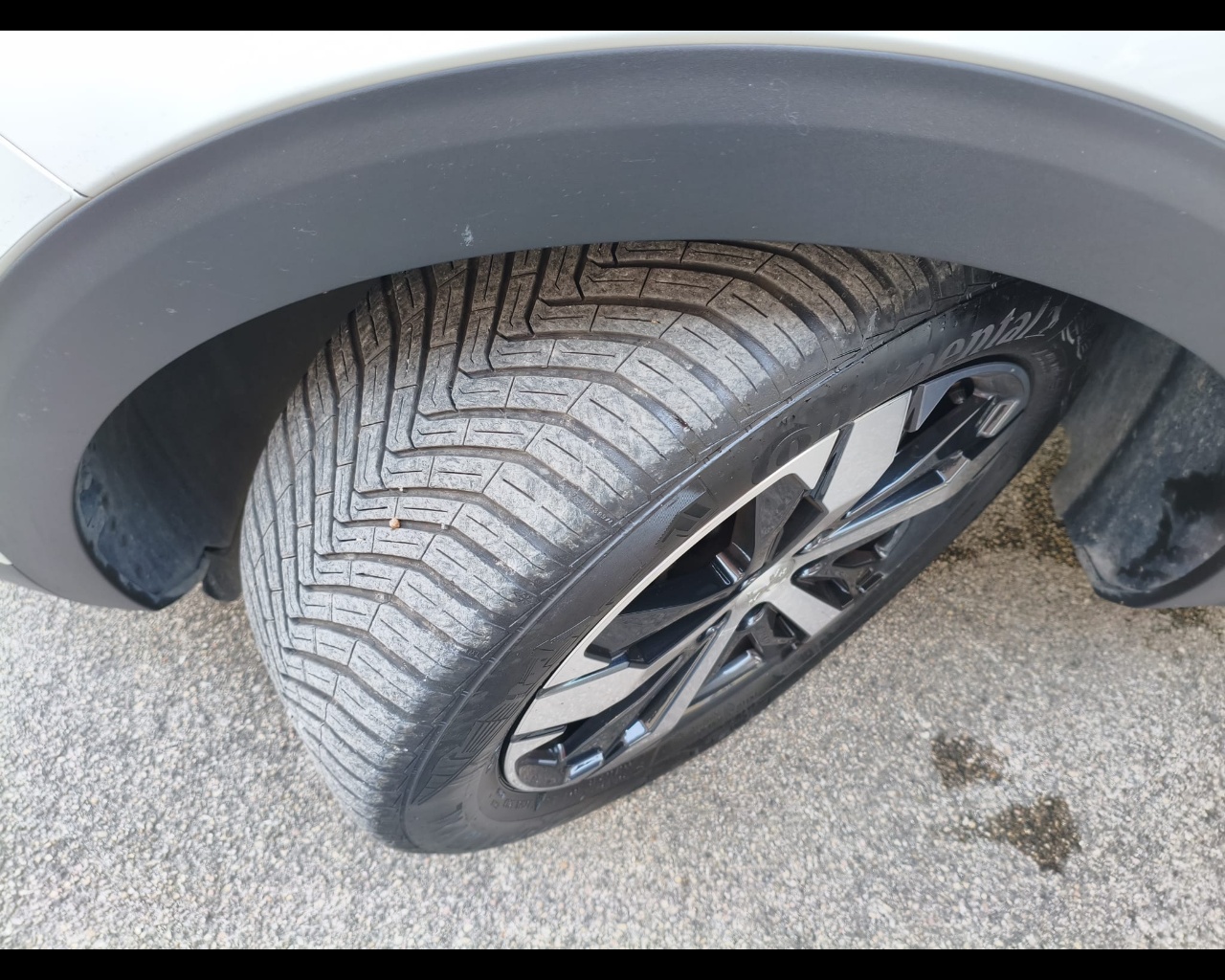 Foto PEUGEOT 3008 1.2 puretech t Allure s&s 130cv 