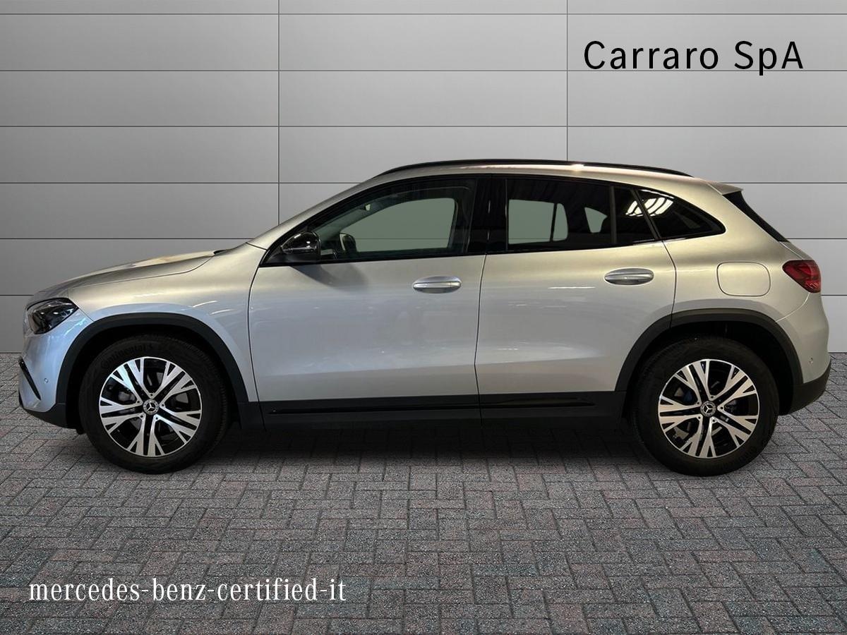 Mercedes  GLA 180 Progressive Advanced 7G-DCT - 6