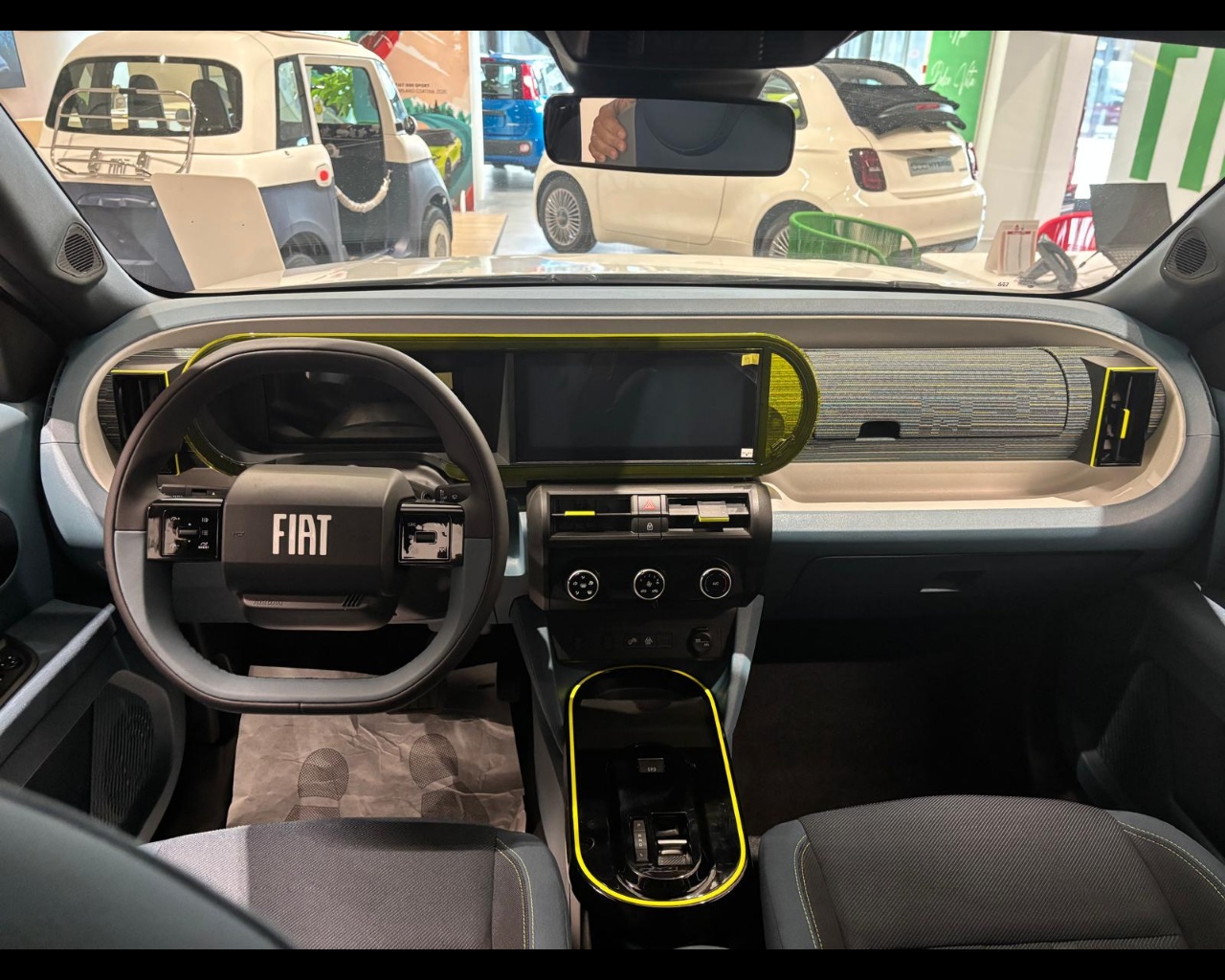 Foto FIAT Grande Panda Hybrid Icon 1.2 Hybrid 110cv