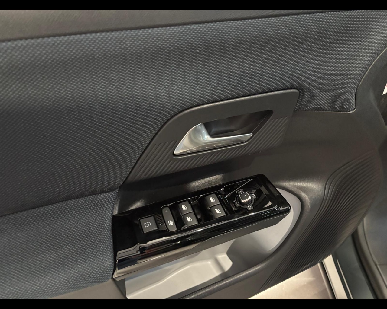 Foto CITROEN C5 Aircross 1.2 hybrid Max 145cv auto