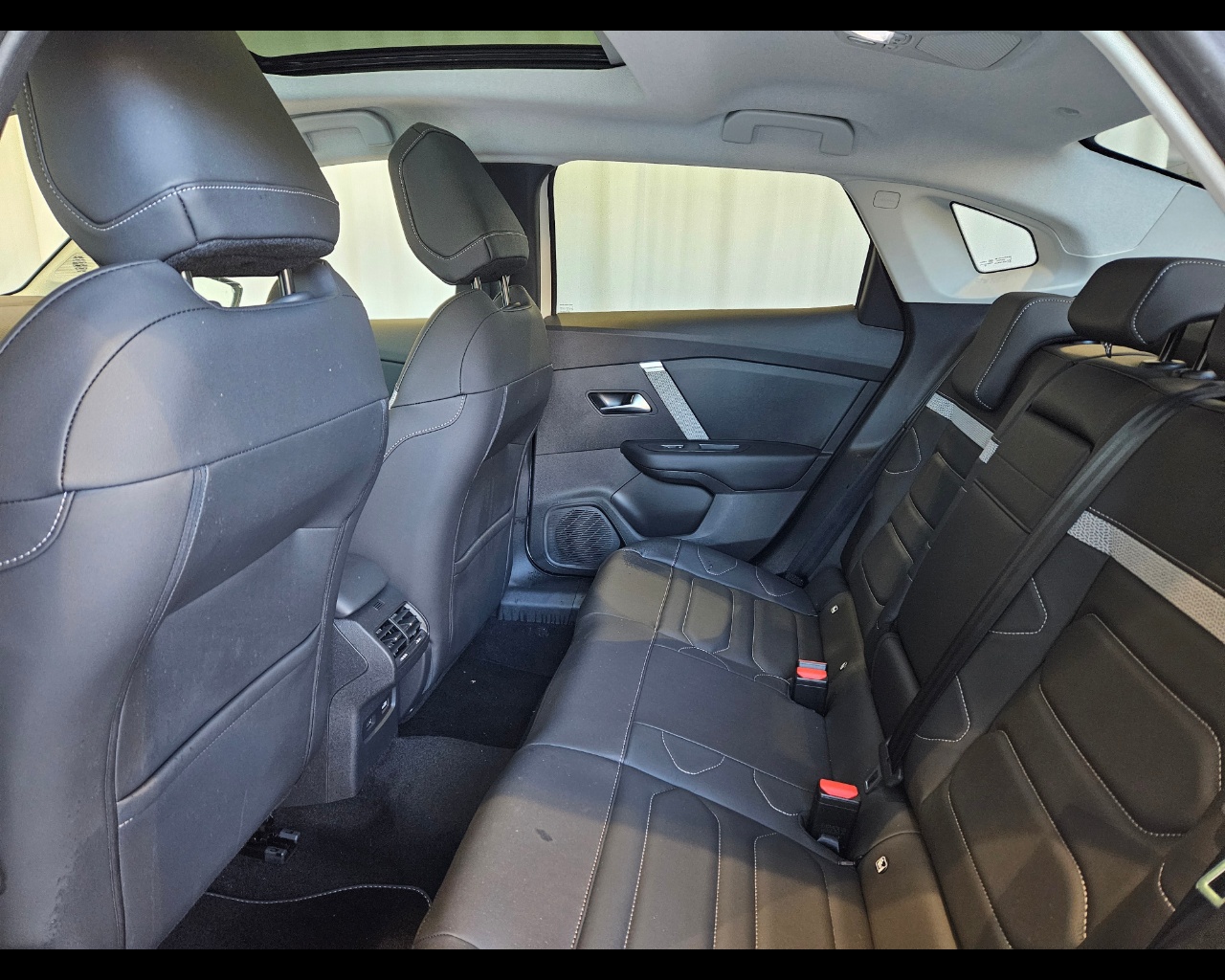 CITROEN C4 X Nuova e-C4 X Elettrica 100kw (136cv) – Shine Elettrico Aziendale - 15