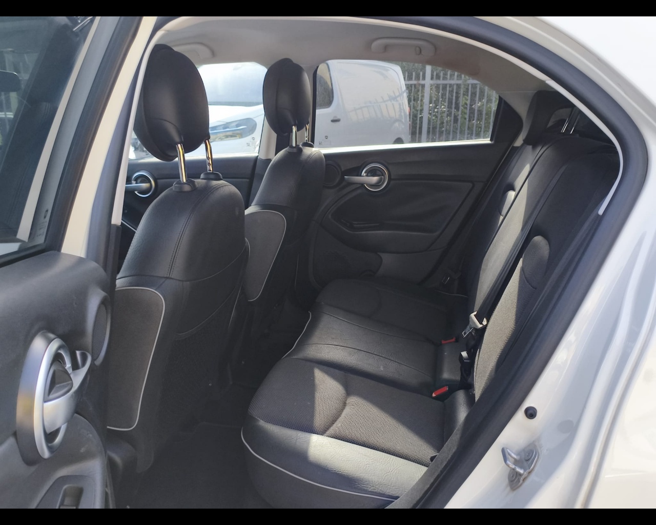 Foto FIAT 500X 1.6 mjt Cross Plus 4x2 120cv