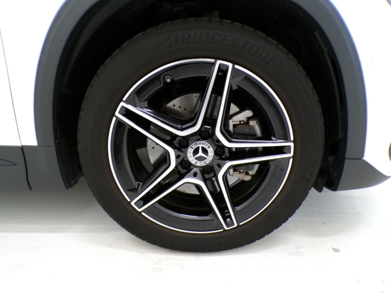 Mercedes GLA GLA 200 D Premium 4Matic 8G-DCT - 4