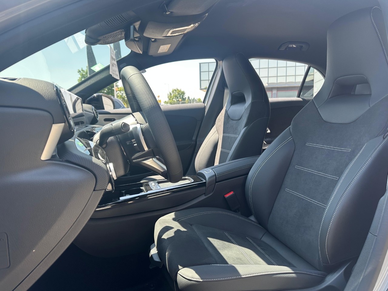 Mercedes Classe A Classe A 250 e Plug-In Hybrid Alpine Grey Edition - 9