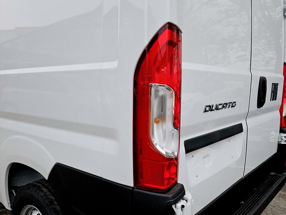 FIAT NUOVO DUCATO Ducato Serie 2 Stock My25 Furgone Lastrato 35q Mh2 140cv 2.2 Multijet 3 E Diesel km0 - 20