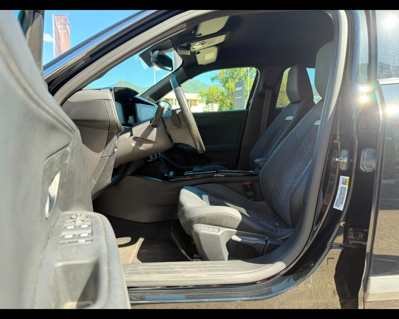 Foto OPEL Mokka 1.2 t Ultimate s&s 130cv at8