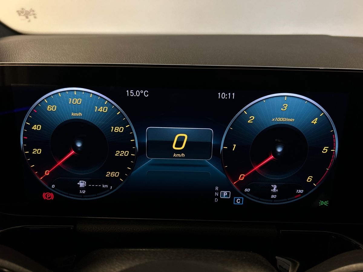 Mercedes GLA GLA 200 D Premium 4Matic 8G-DCT - 13