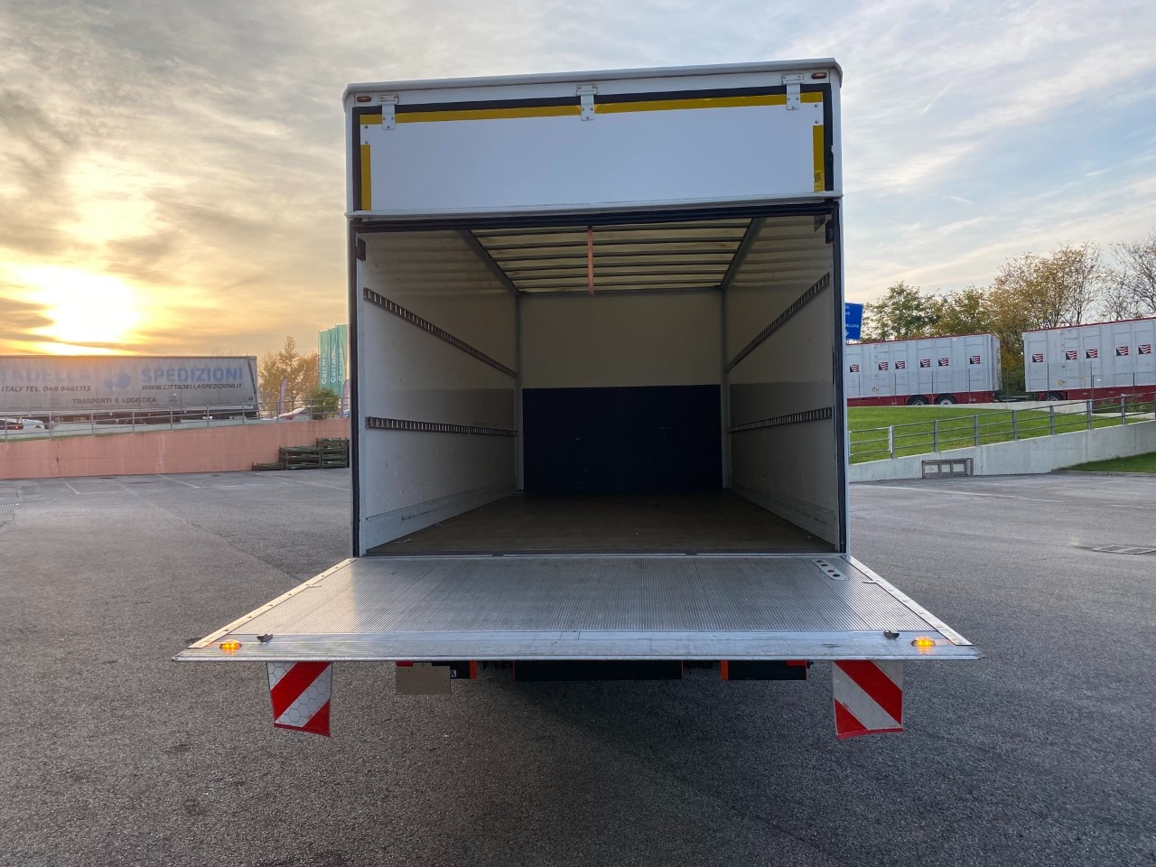 Mercedes Atego WL 818L/36 S-Cl.Sp.sosp.pn. p.l.Euro VI - 7