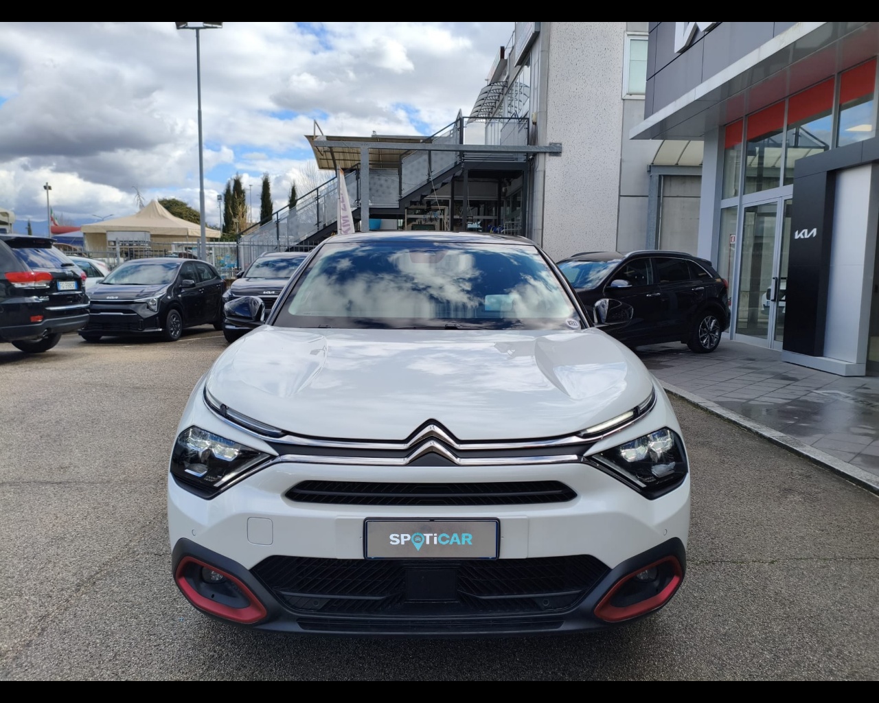 Foto CITROEN C4 1.2 puretech Shine s&s 130cv eat8