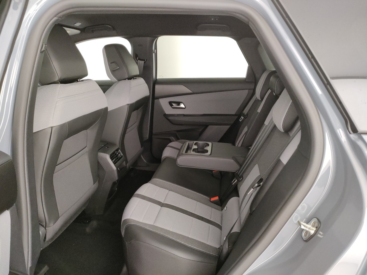 Opel Grandland Nuovo Ibrido benzina Grandland Porto Mantovano
