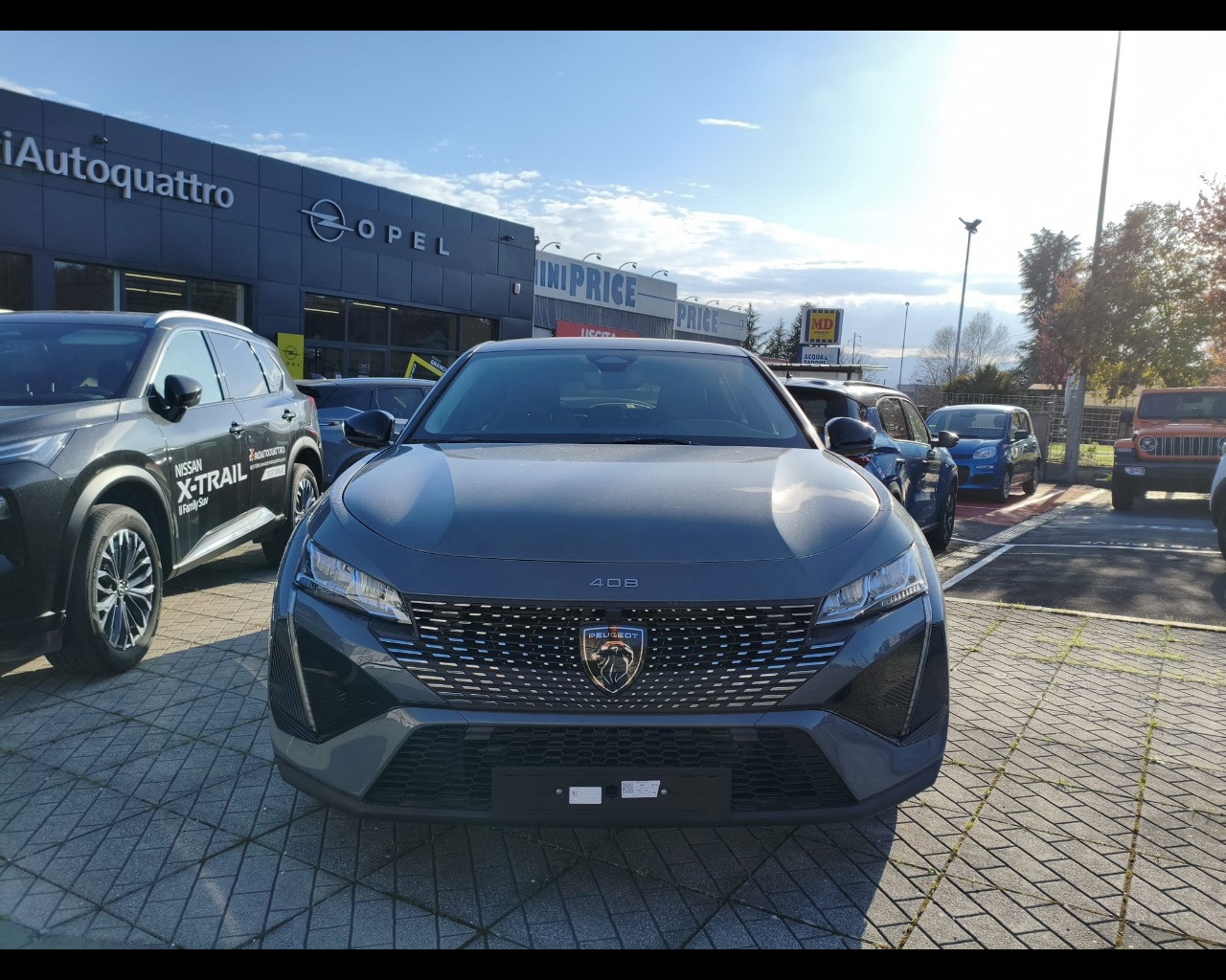 Foto PEUGEOT 408 1.2 hybrid Allure 136cv e-dsc6