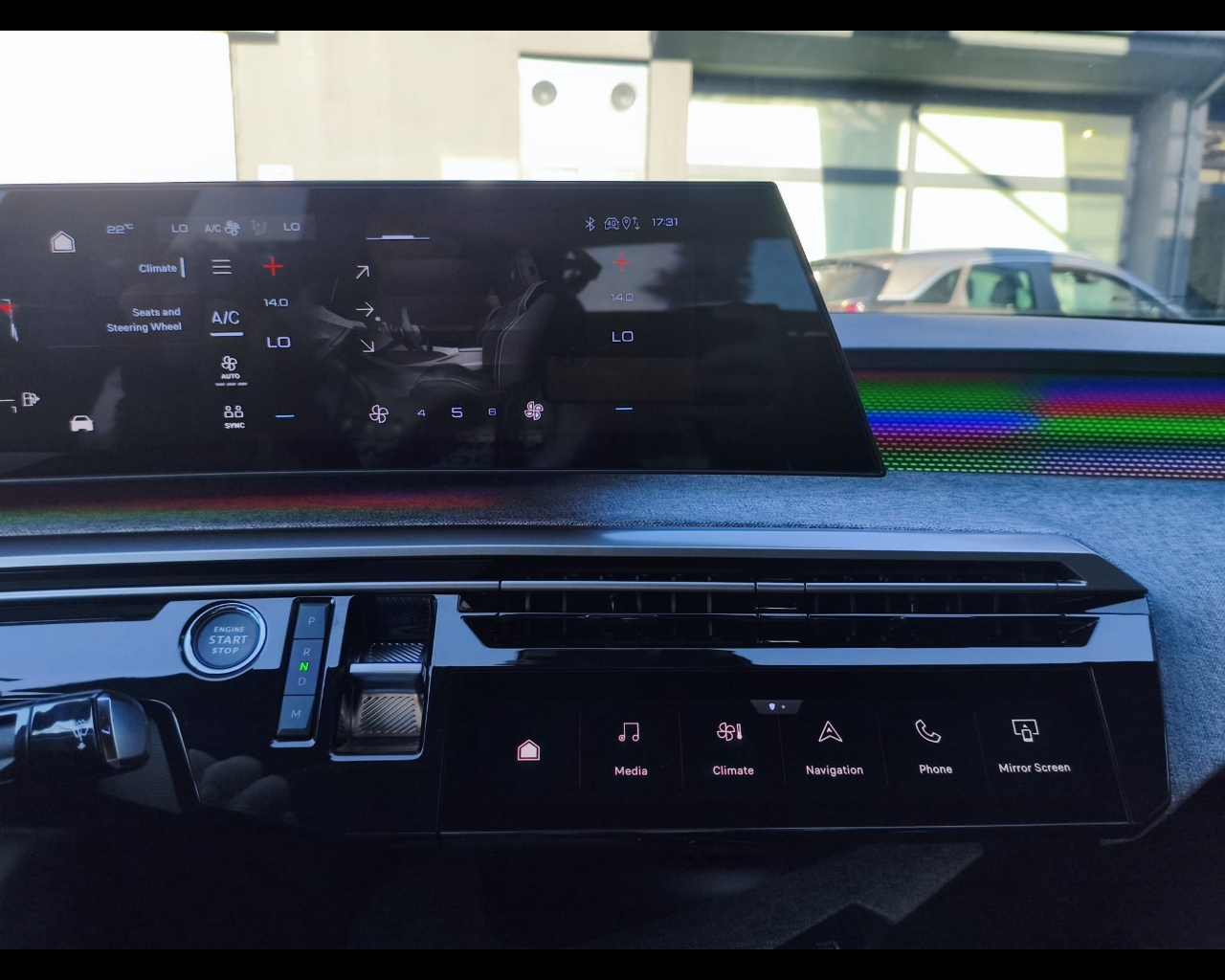 Foto PEUGEOT 3008 1.2 hybrid GT 145cv e-dcs6