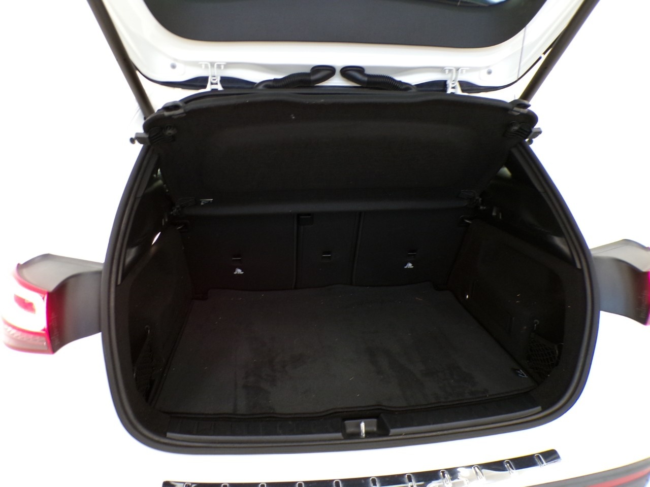 Mercedes GLA GLA 180 D Sport Plus 8G-DCT - 9