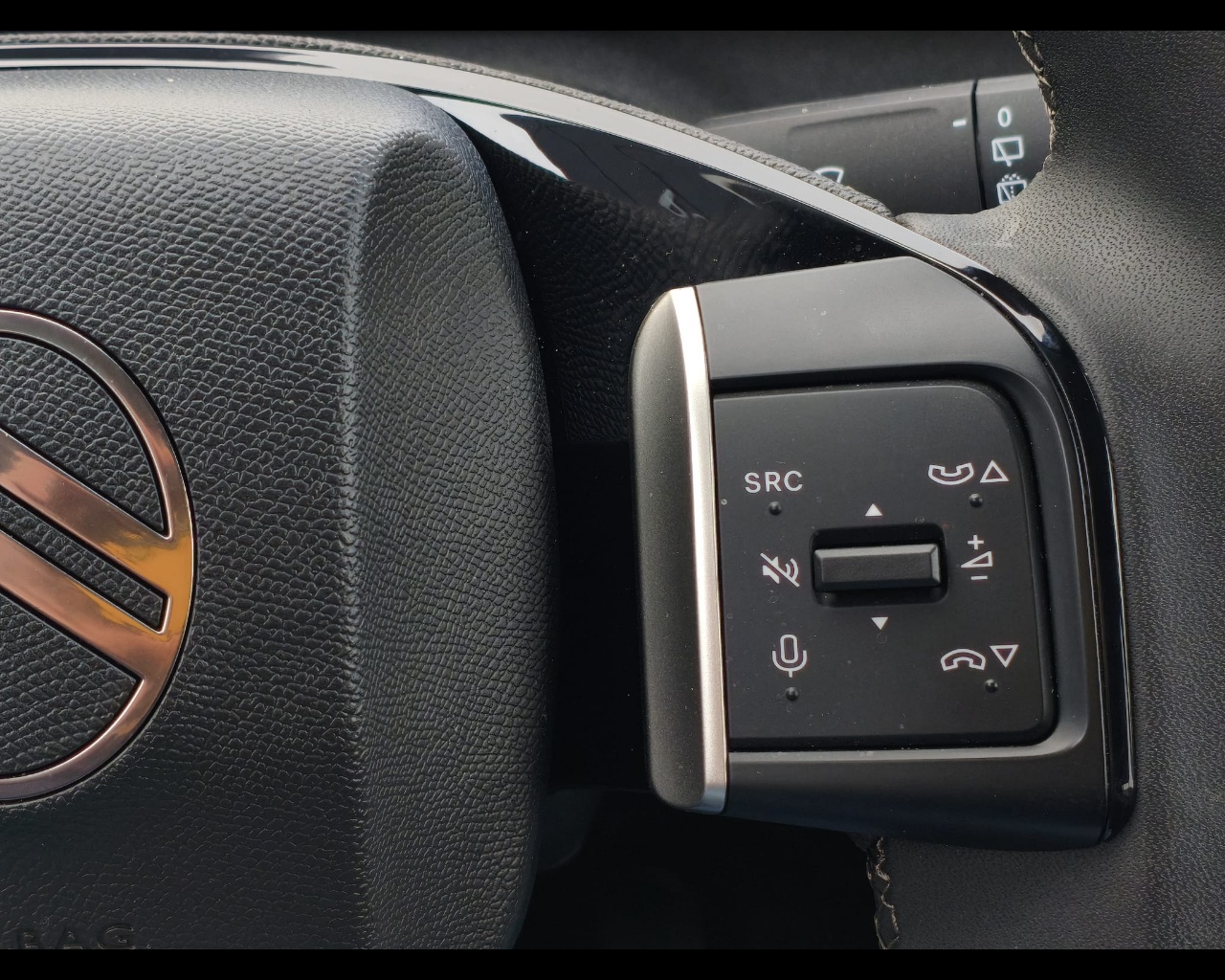 Foto CITROEN C3 Aircross 1.2 puretech turbo Plus 100cv