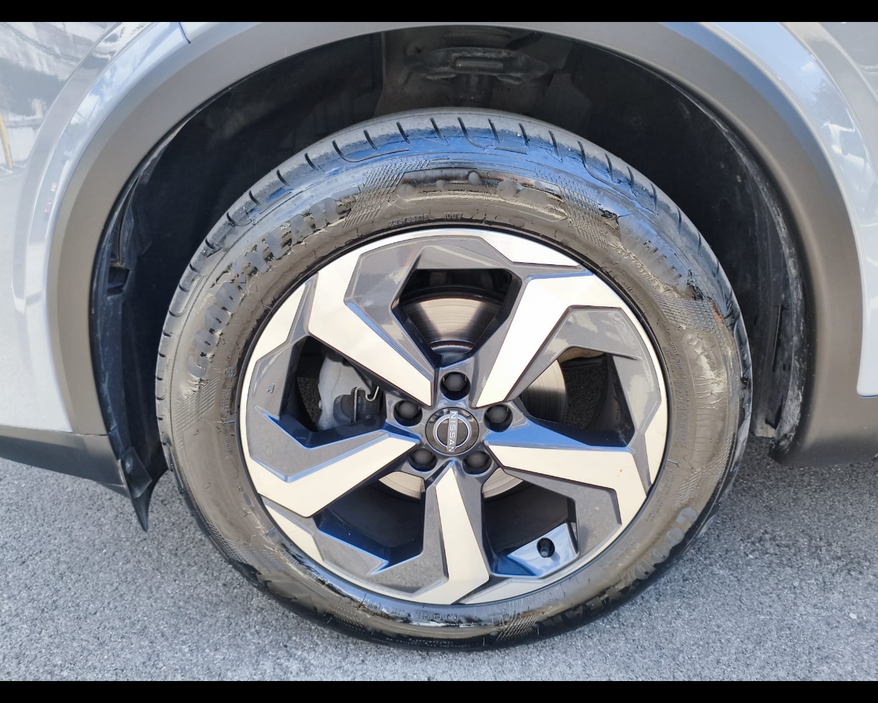 Foto NISSAN Qashqai 1.3 mhev N-Connecta 2wd 158cv xtr