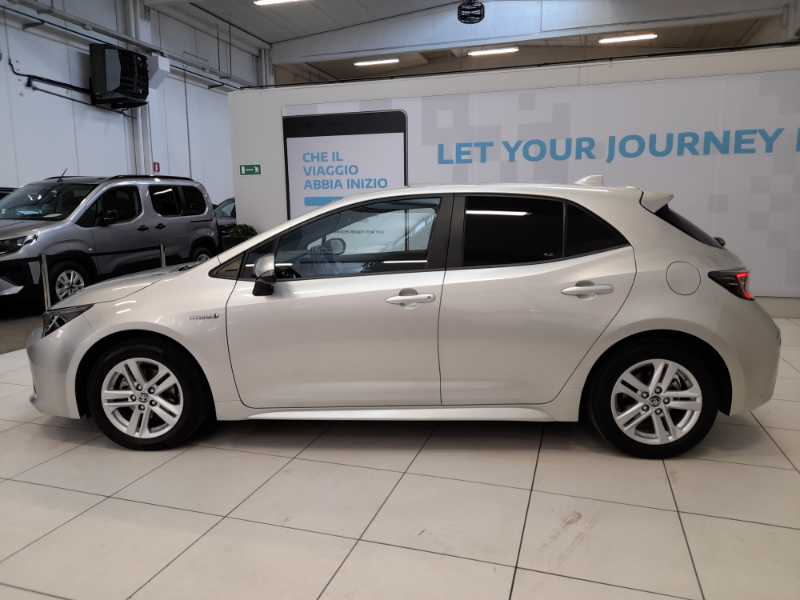 Corolla Xii - Corolla 1.8h Active Cvt