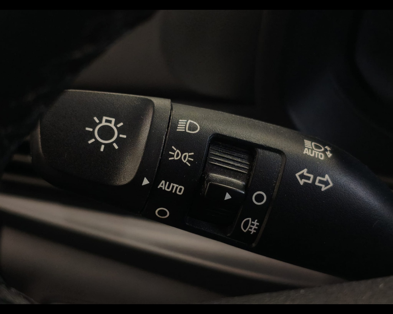 Foto HYUNDAI Bayon 1.0 t-gdi 48V Xline imt