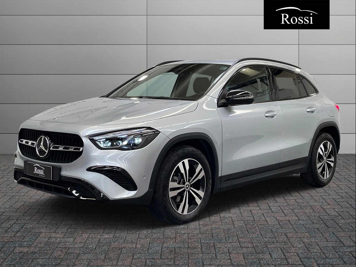 Mercedes-Benz GLA 200 d automatic