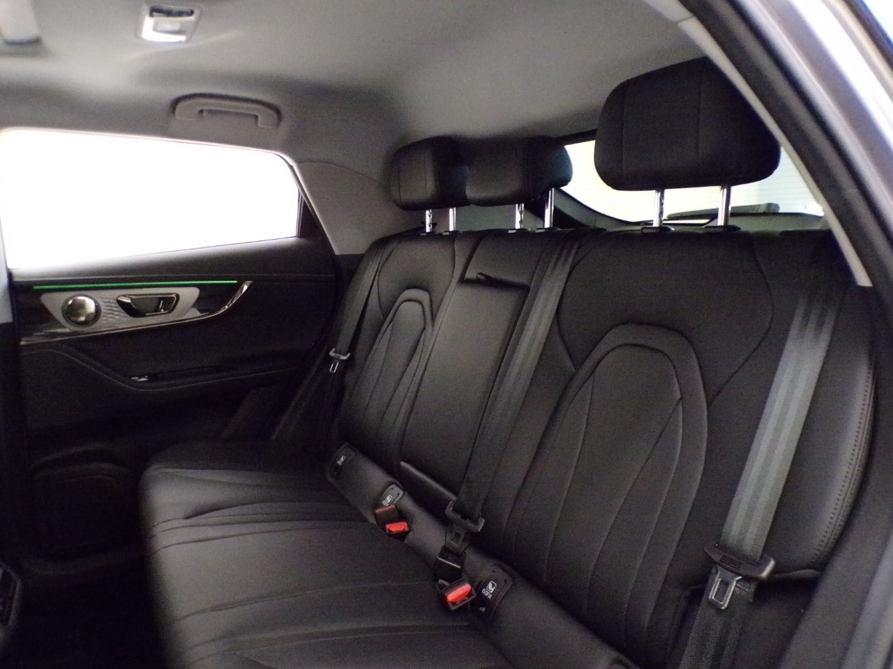 Omoda OMODA 5 Omoda 5 1.6 tgdi Premium auto - 16