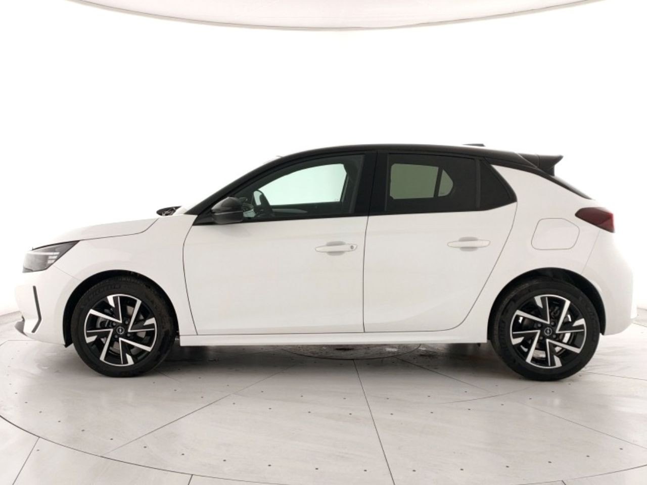 Opel Corsa Nuovo Ibrido benzina Corsa Porto Mantovano