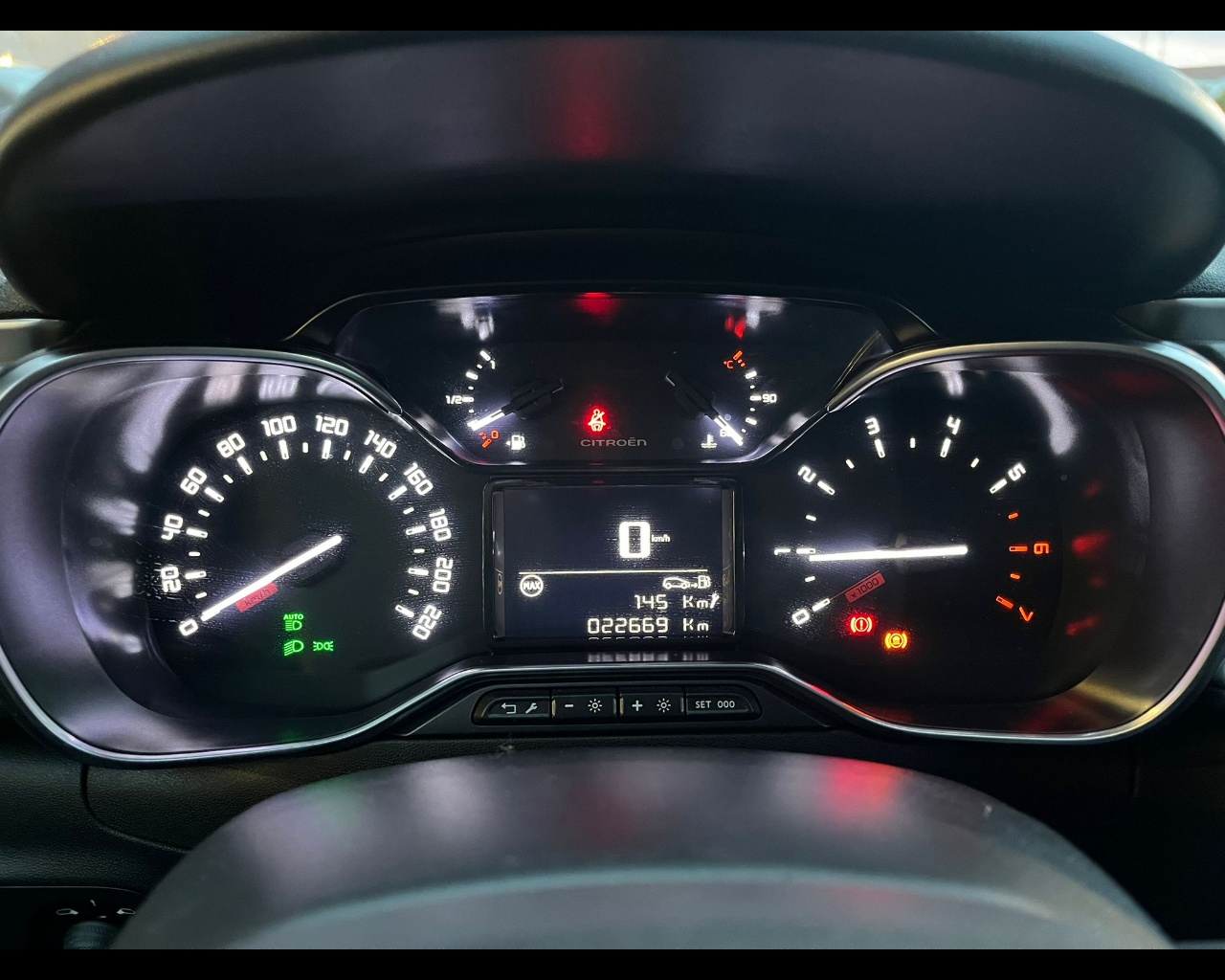 Foto CITROEN C3 1.2 puretech Shine Pack s&s 110cv 