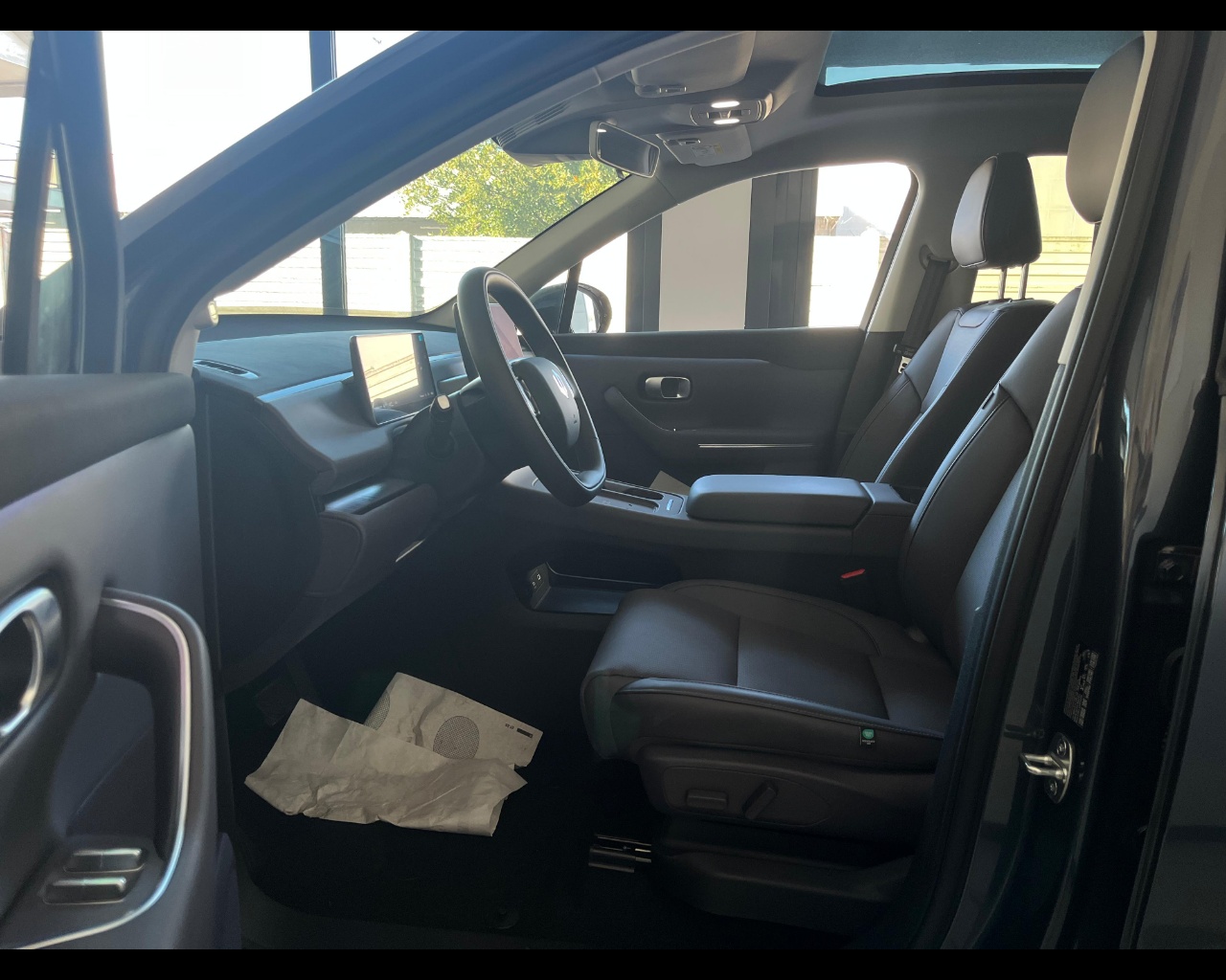 Foto LEAPMOTOR C10 REEV DESIGN