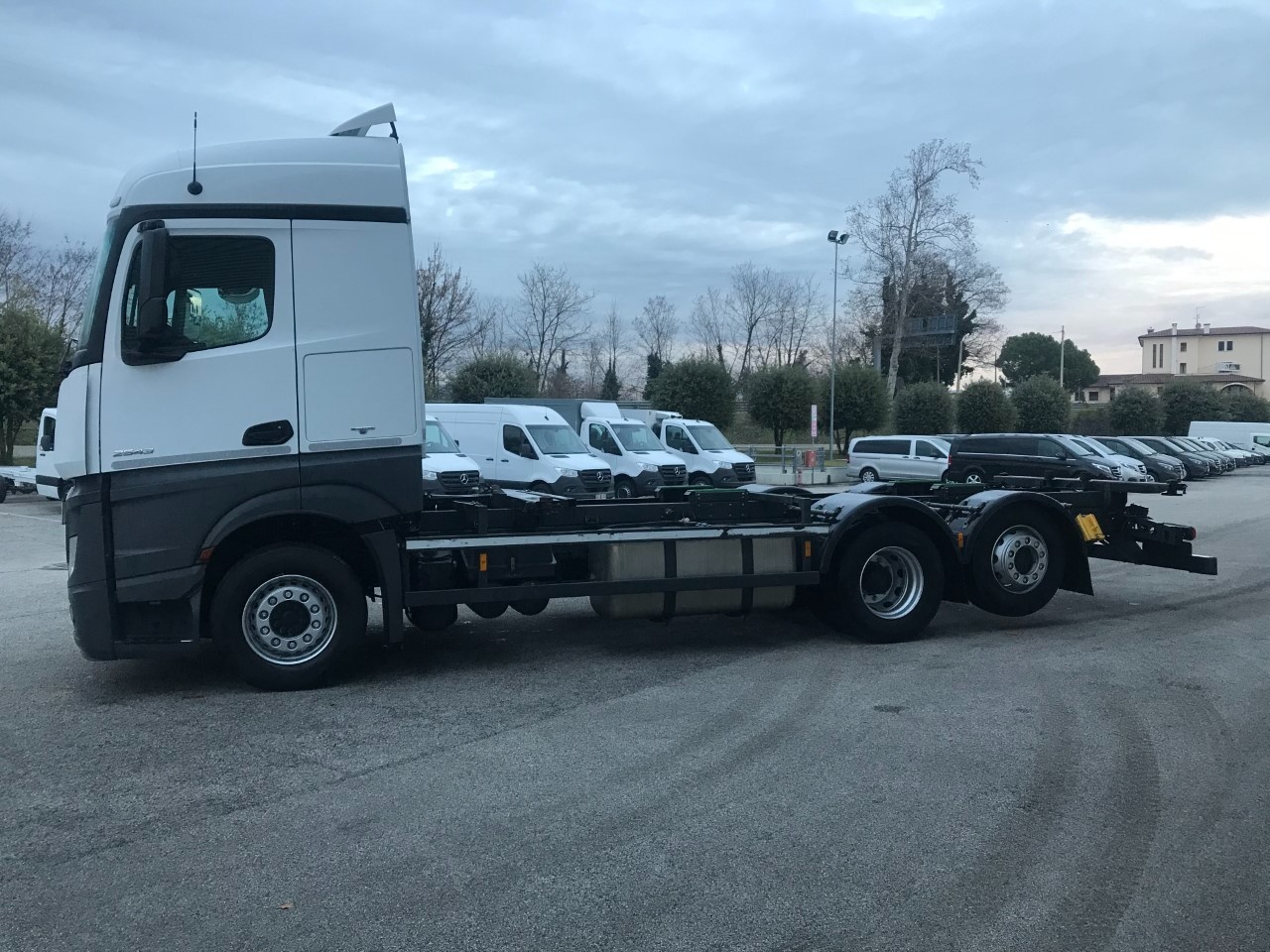 Mercedes Actros actros 2543 L flat cab. Str.Sp. 2,5 Euro VI - 3
