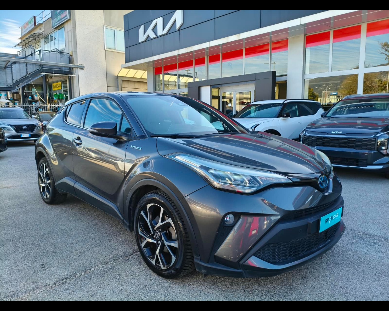 Foto TOYOTA C-HR 1.8h Trend e-cvt
