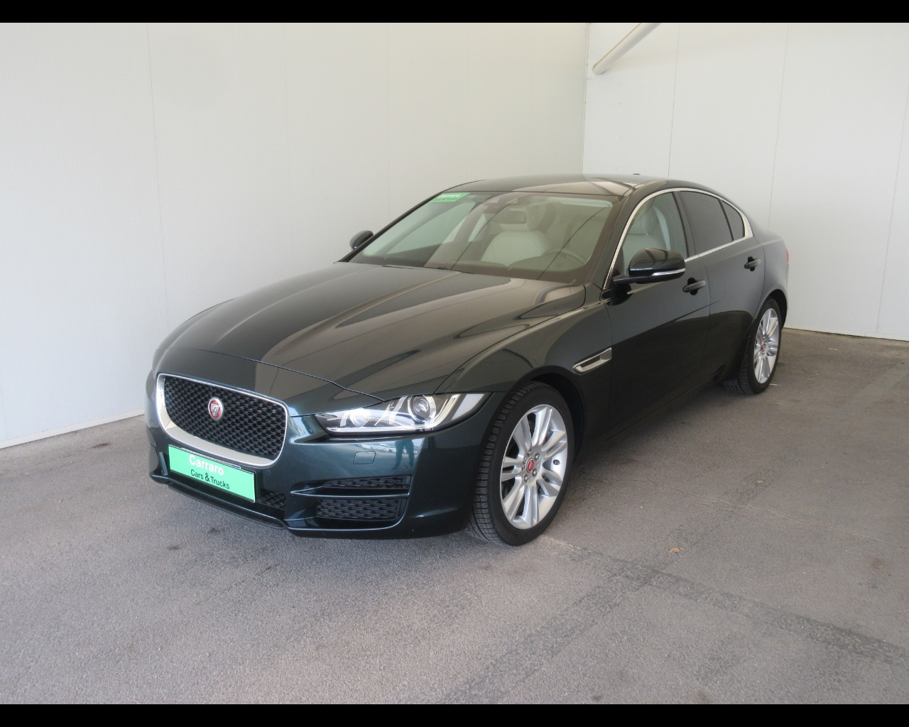 Jaguar XE XE Berlina 2.0 D 180cv Portfolio Auto
