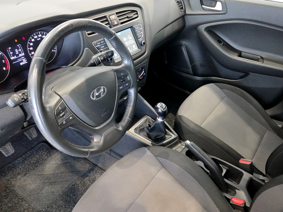 HYUNDAI i20 5p 1.2 mpi Tech 75cv Benzina usato - 5