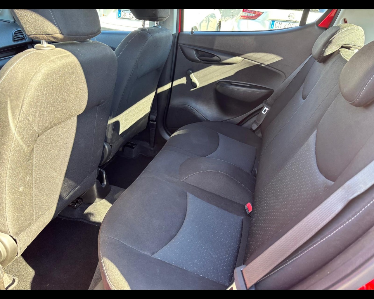 Foto OPEL Karl 1.0 N-Joy 75cv