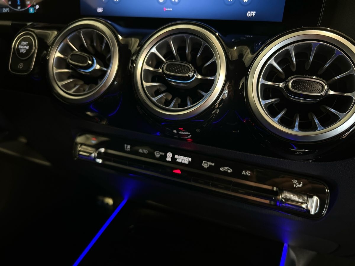 Mercedes GLA GLA 200 D AMG Line Advanced Plus 4Matic 8G-DCT - 13