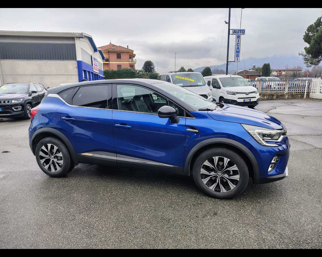 RENAULT