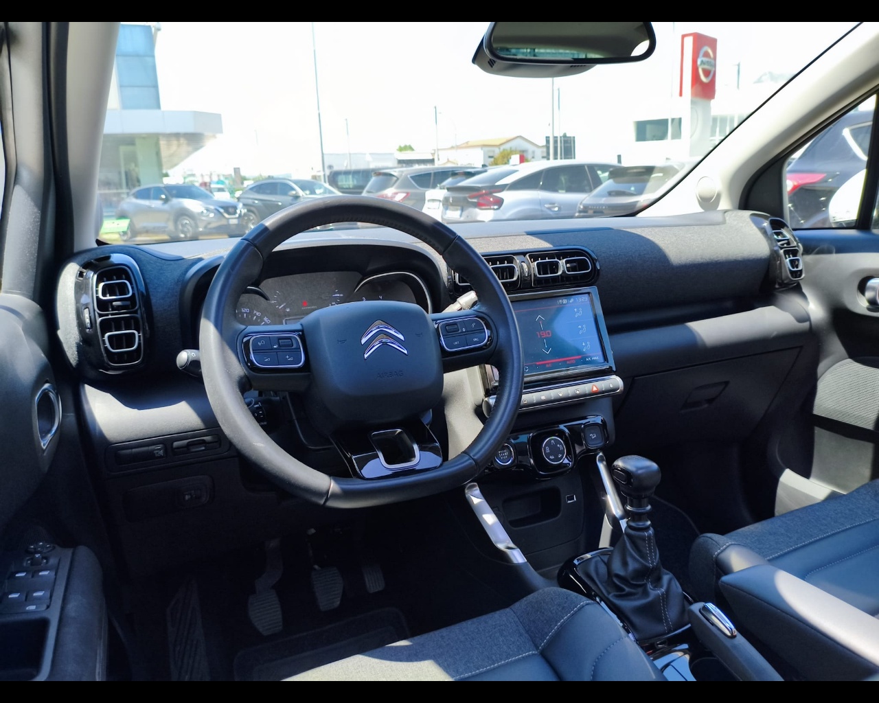 Foto CITROEN C3 Aircross 1.5 bluehdi Shine Pack s&s 110cv