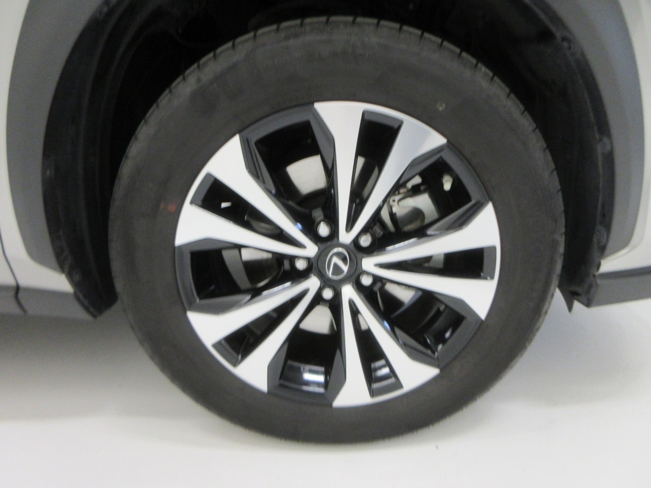 Lexus NX NX 300 2.5 Hybrid F-Sport 4WD CVT - 4