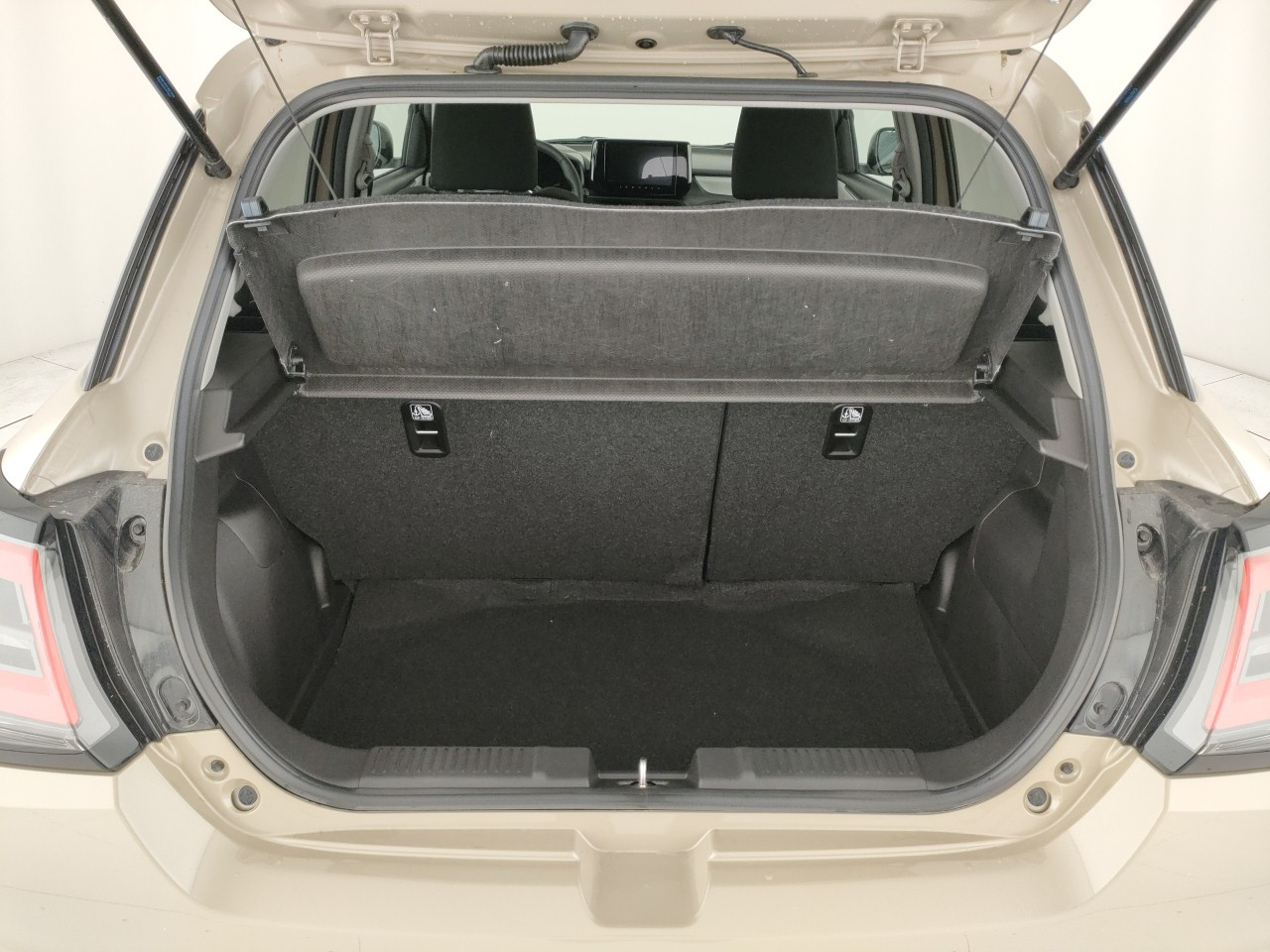 Suzuki Swift Nuovo Ibrido benzina Swift Porto Mantovano