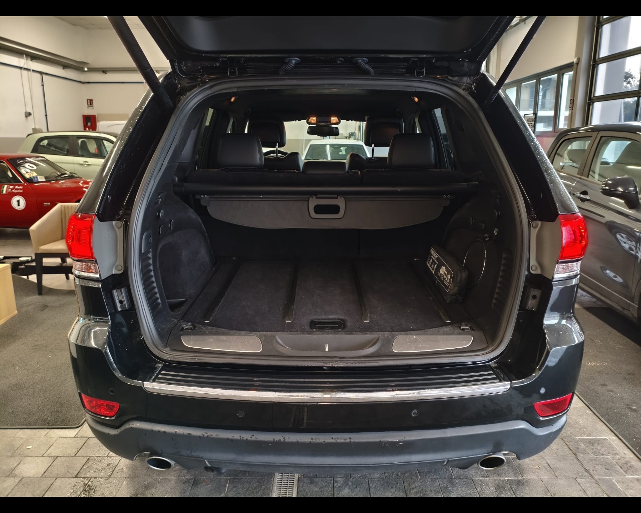 Foto JEEP Grand Cherokee 3.0 crd (mjt II) V6 Limited 250cv auto