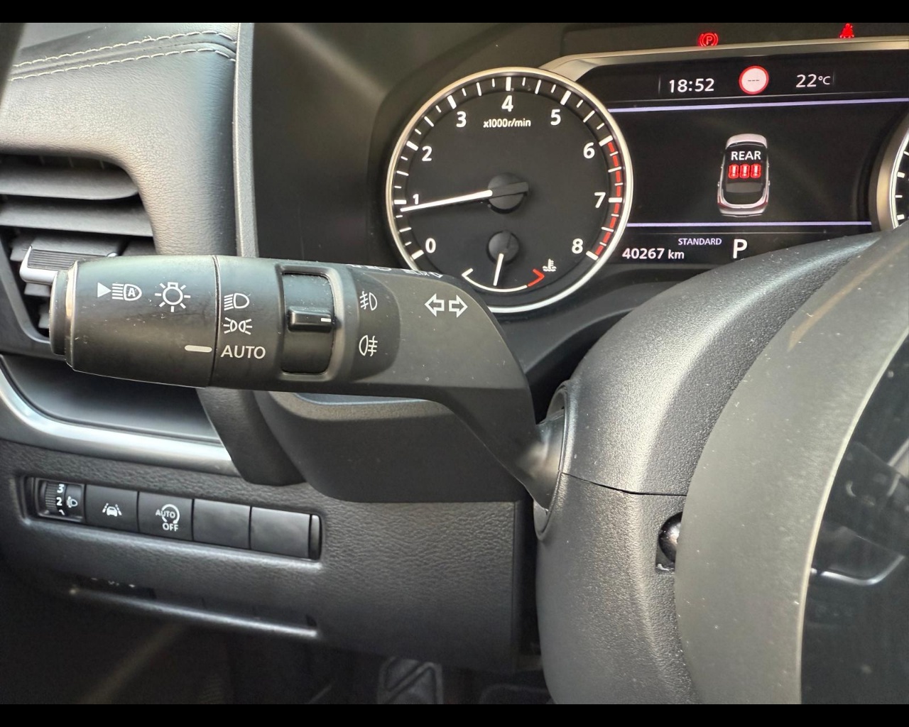 Foto NISSAN Qashqai 1.3 mhev Business 2wd 158cv xtronic