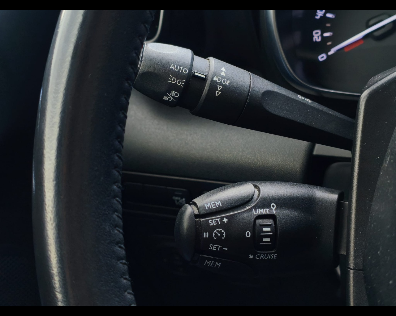 Foto CITROEN C3 Aircross 1.2 puretech Shine s&s 130cv