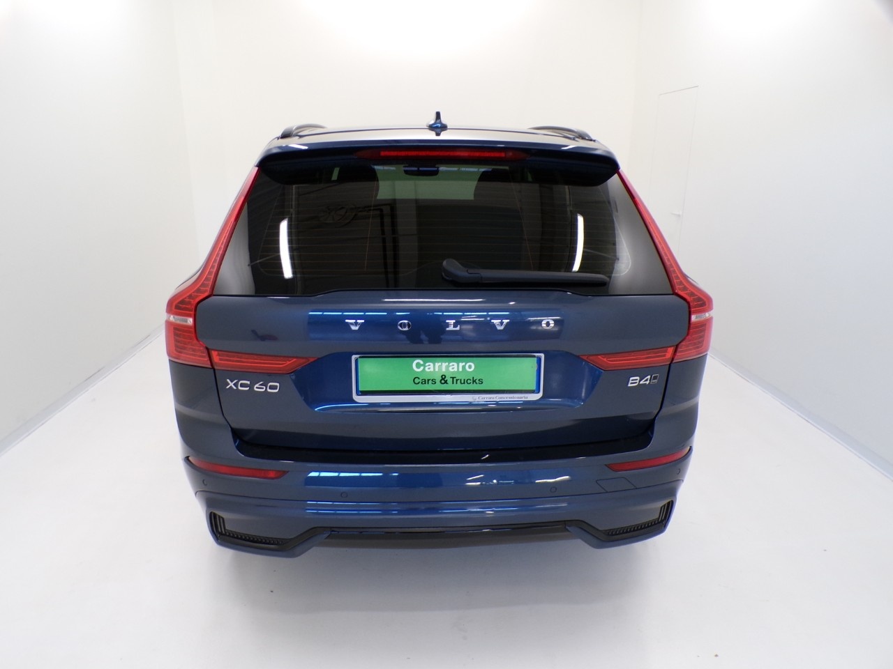 Volvo  XC60 N1 2.0 B4 d Plus Dark auto - 7