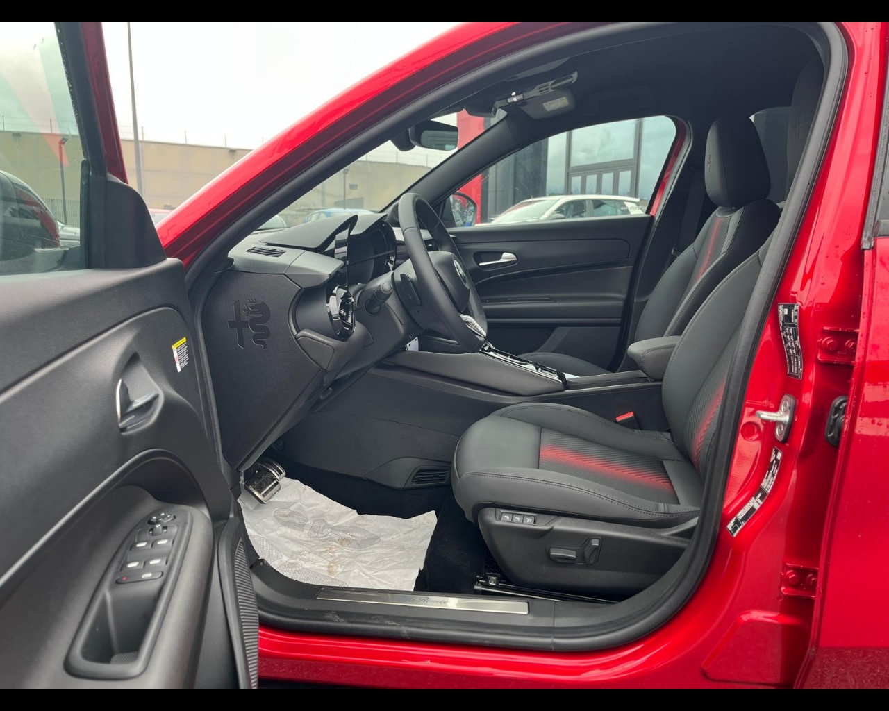 Foto ALFA ROMEO Junior Ibrida Ibrida Q4 1.2 136cv Hybrid Edct6