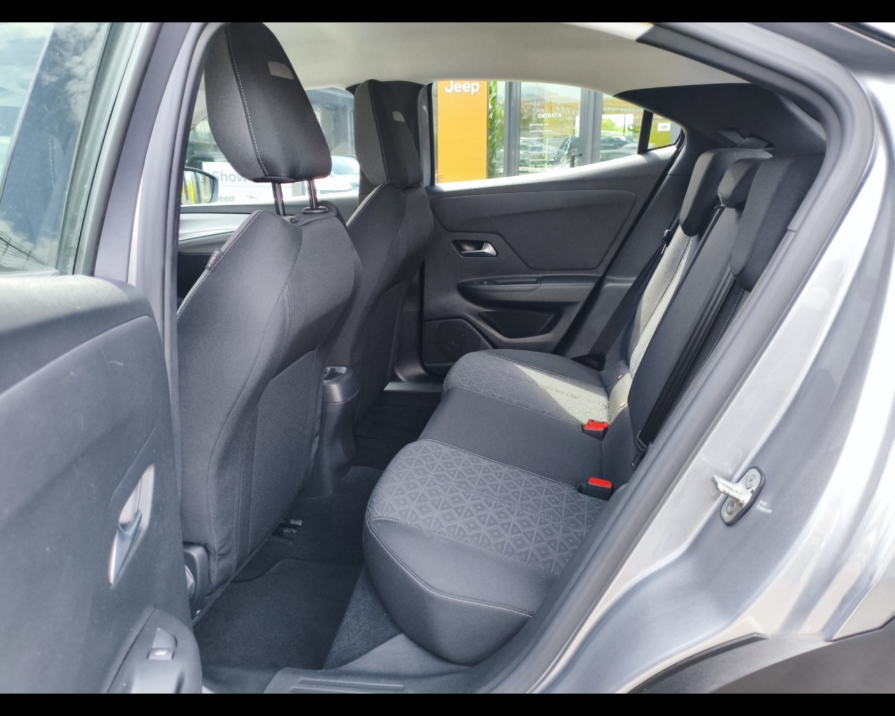 Foto OPEL Mokka 1.2 t Edition s&s 100cv