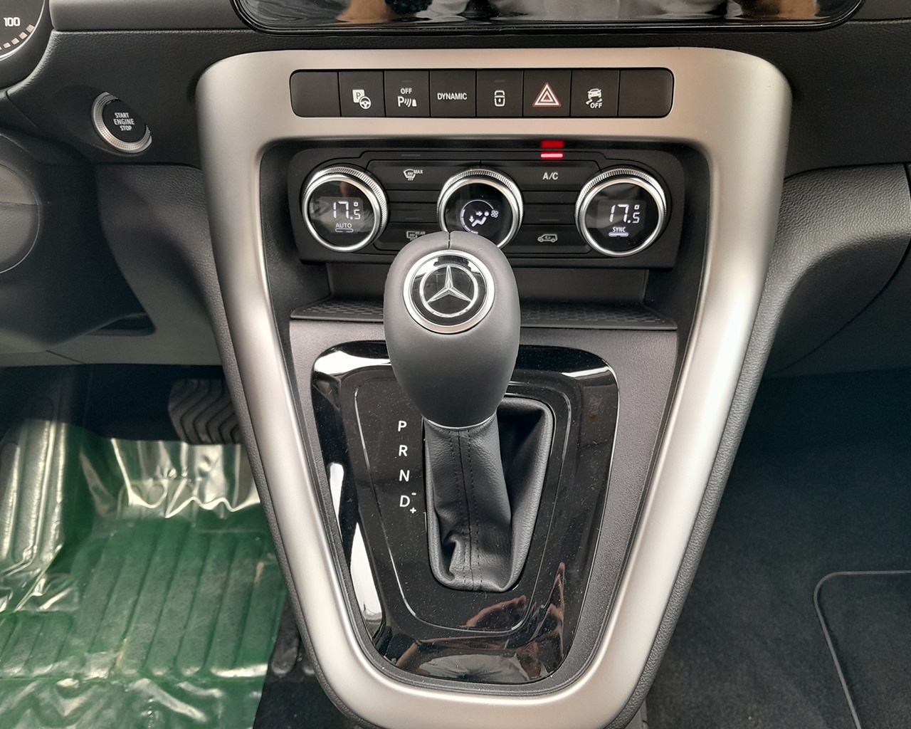 Mercedes EQT EQT 200 - 7