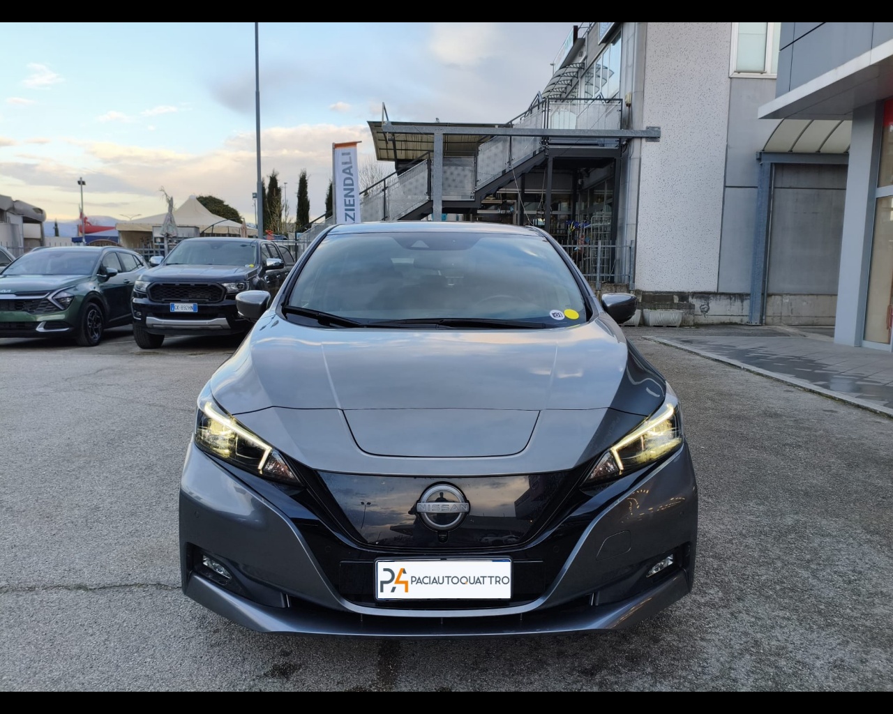 Foto NISSAN Leaf 40kWh N-Connecta 150cv